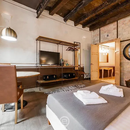 Estay - Q Flat 2 - In The Heart Of Apartment *